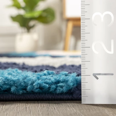 NuLOOM Ela Half Rainbow Shag Area Rug 2 NuLOOM Ela Half Rainbow Shag Area Rug - Image 2