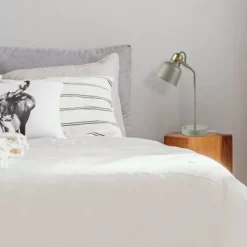 18" Dakota Table Lamp With USB Port Sage Green - Globe Electric