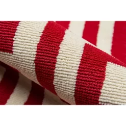 4'x6' Geometric Woven Accent Rug Red - Momeni -Home Decoration Store GUEST 3ee3f926 e22d 4912 9ec3 1e170851d902