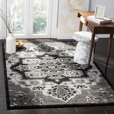Nilda Medallion Light Area Rug - Safavieh 2 Nilda Medallion Light Area Rug - Safavieh - Image 2