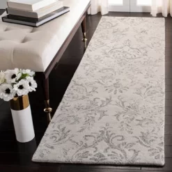 Kelley Damask Tufted Area Rug - Safavieh