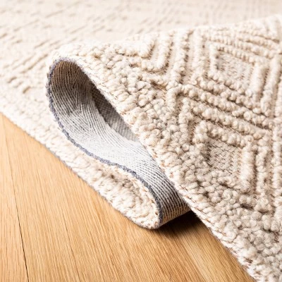 Lola Geometric Tufted Rug - Safavieh 3 Lola Geometric Tufted Rug - Safavieh - Image 3