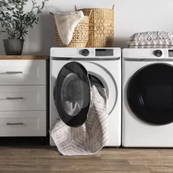 NuLOOM Afton Modern Diamond Machine Washable Area Rug -Home Decoration Store GUEST b1fc0c58 1cee 4575 92f1 6dfa6f1cd8b6