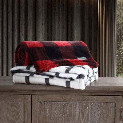50"x60" Bunkhouse Plaid Reversible Throw Blanket - Eddie Bauer 4 50"x60" Bunkhouse Plaid Reversible Throw Blanket - Eddie Bauer - Image 4