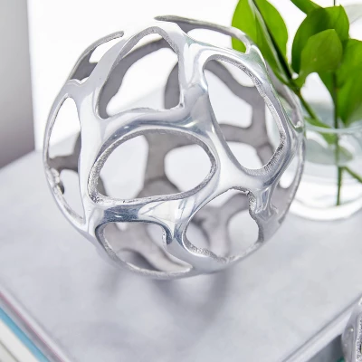 Set Of 3 Decorative Aluminum Balls - Olivia & May 3 Set Of 3 Decorative Aluminum Balls - Olivia & May - Image 3