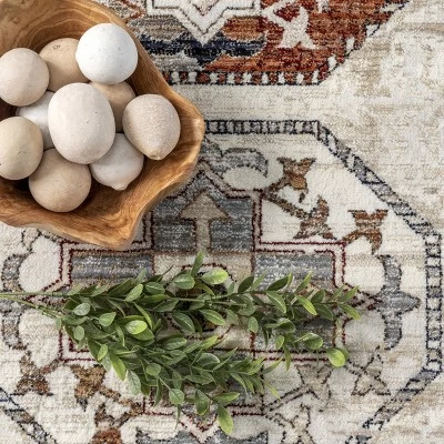 NuLOOM Astrid Traditional Motif Fringe Area Rug 5 NuLOOM Astrid Traditional Motif Fringe Area Rug - Image 5