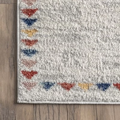 NuLOOM Nina Aztec Area Rug 4 NuLOOM Nina Aztec Area Rug - Image 4