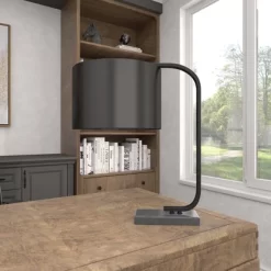 Traditional Metal Table Lamp Black - Olivia & May -Home Decoration Store GUEST ee61c9a3 e3cb 4077 9cc2 a89651b23d28