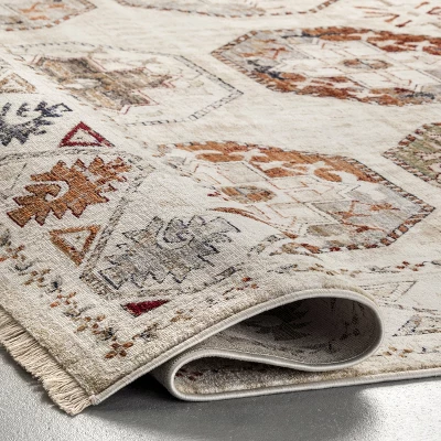 NuLOOM Astrid Traditional Motif Fringe Area Rug 3 NuLOOM Astrid Traditional Motif Fringe Area Rug - Image 3